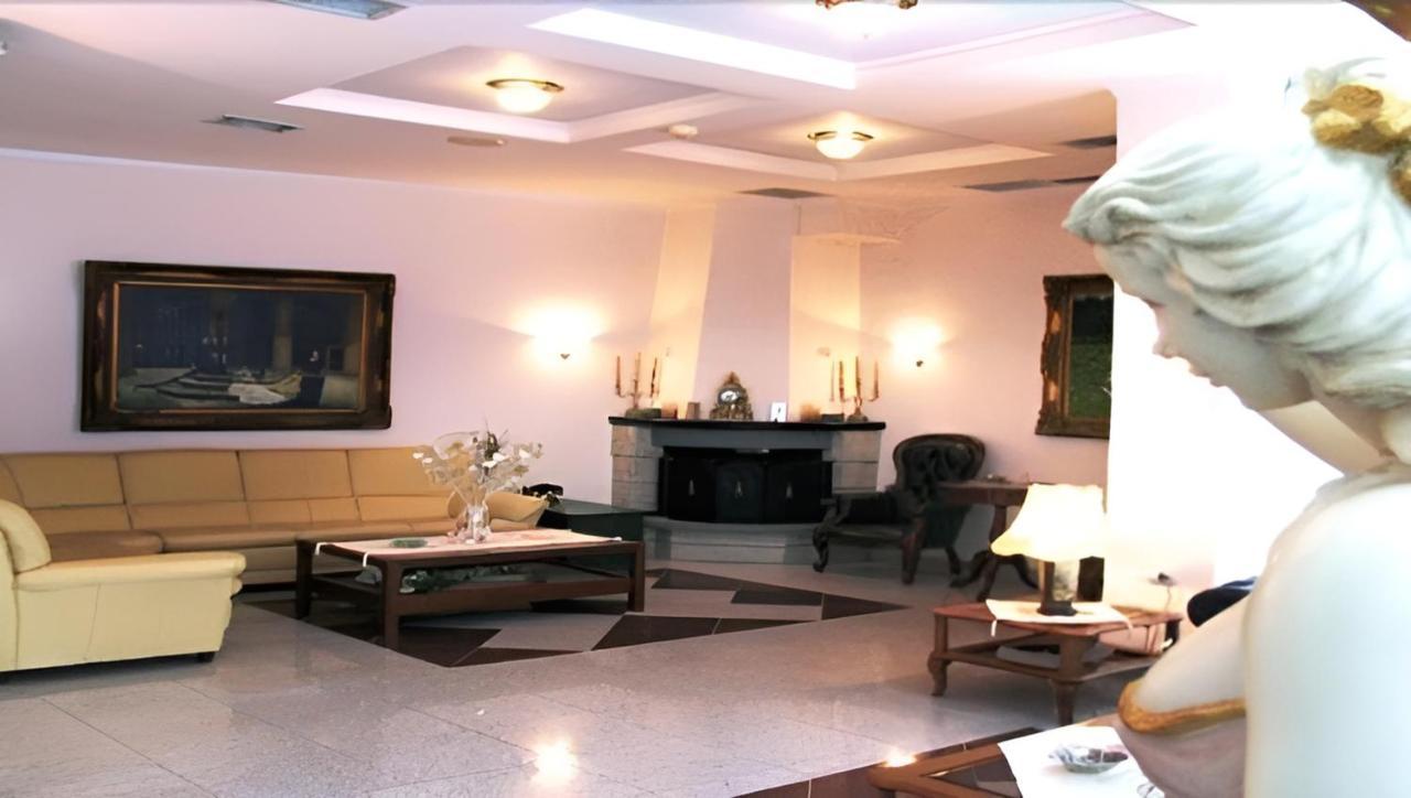 Kyridis Hotel Комотини Екстериор снимка