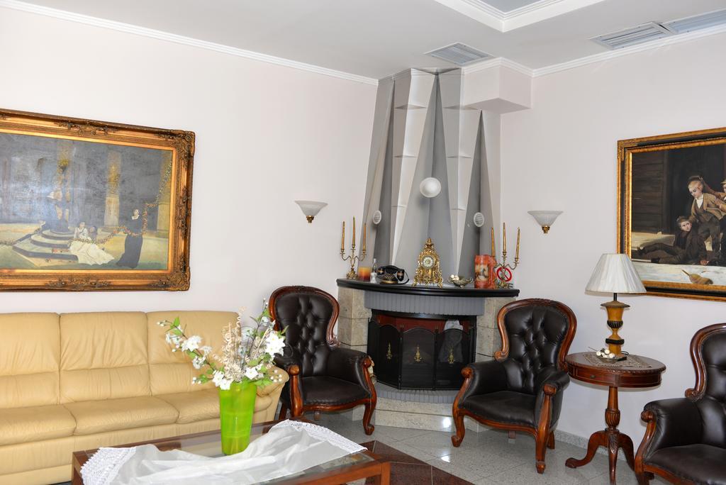 Kyridis Hotel Комотини Екстериор снимка